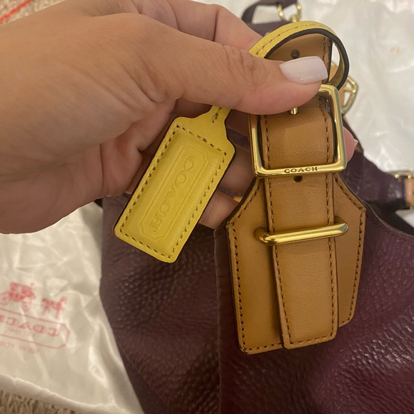 Coach - Picture 8 of 8